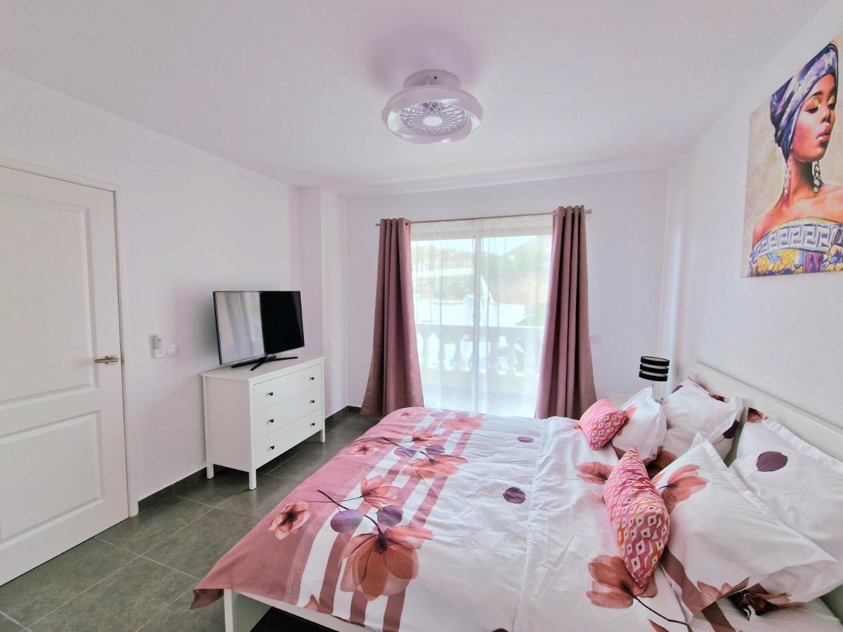 Rhea Calista Apartament Los Cristianos  Kültér fotó